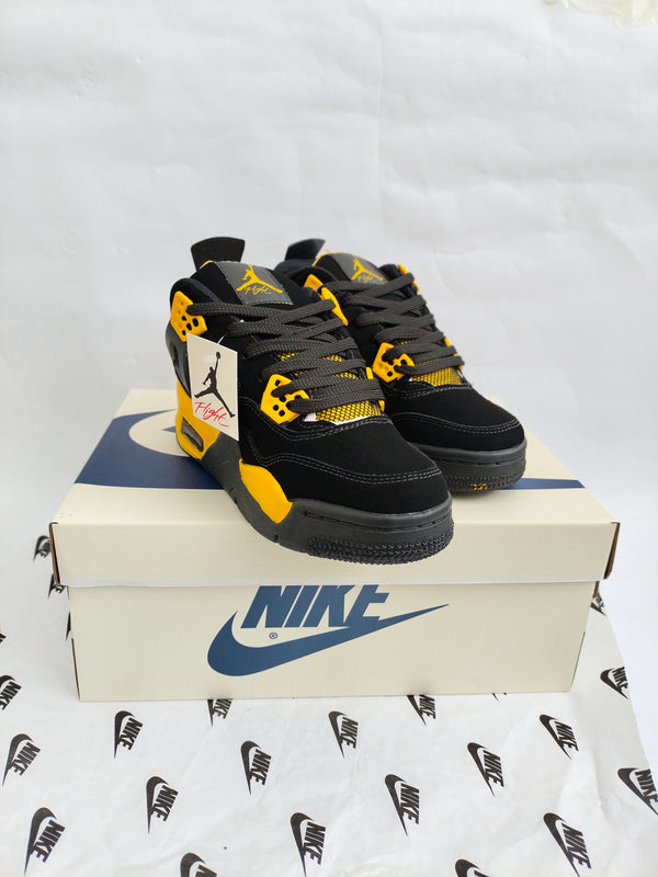 Jordan Retro 4 Thunder